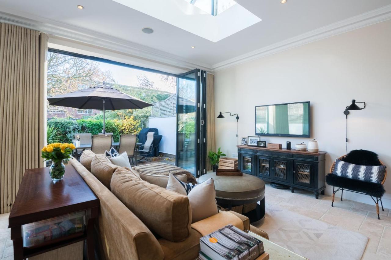 Breathtaking Putney Home With Gorgeous Garden Ричмънд Екстериор снимка