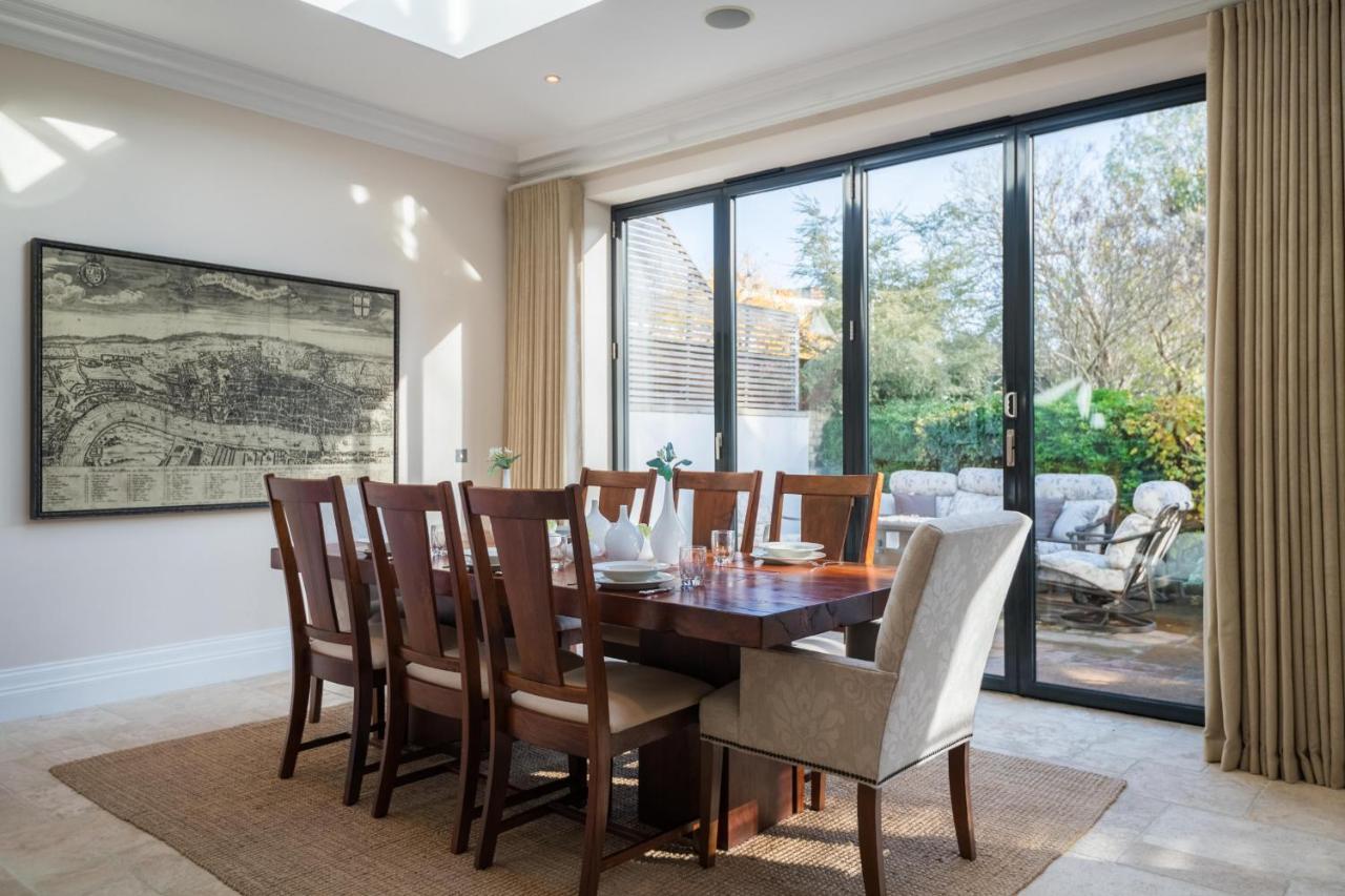 Breathtaking Putney Home With Gorgeous Garden Ричмънд Екстериор снимка