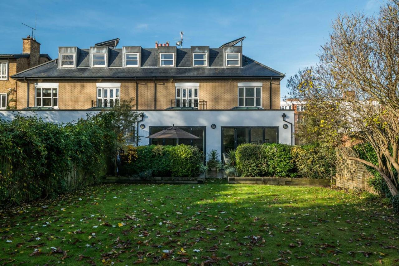 Breathtaking Putney Home With Gorgeous Garden Ричмънд Екстериор снимка